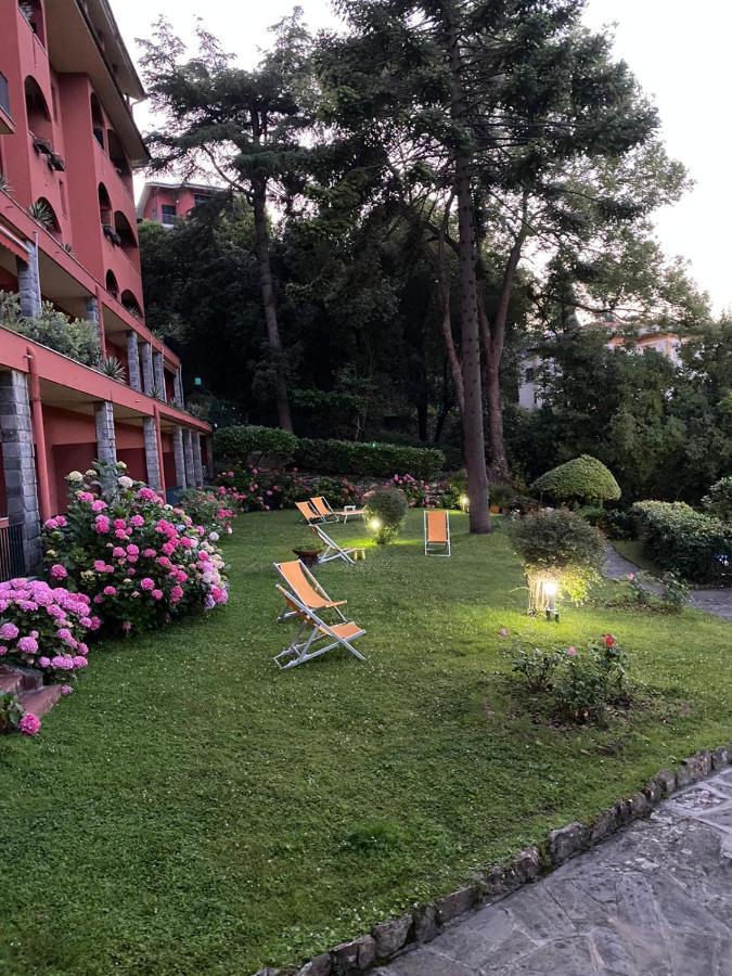 Loggia Portofino Apartment Рапало Екстериор снимка